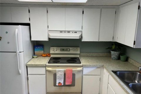 Купить кондоминиум в Ларго, Флорида 5 комнат, 73.86м2, № 2104877 - фото 4