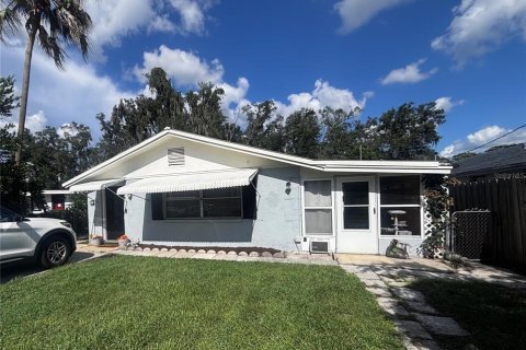 Villa ou maison à Zephyrhills, Floride 2 chambres, 101.26 m2 № 2308344