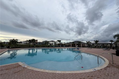 House in Haines City, Florida 3 bedrooms, 150.04 sq.m. № 2379244 - photo 16