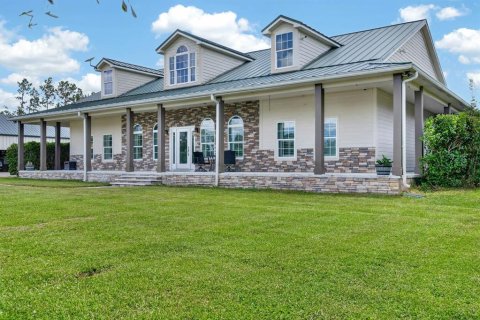 House in Bunnell, Florida 3 bedrooms, 216.74 sq.m. № 2109784 - photo 4
