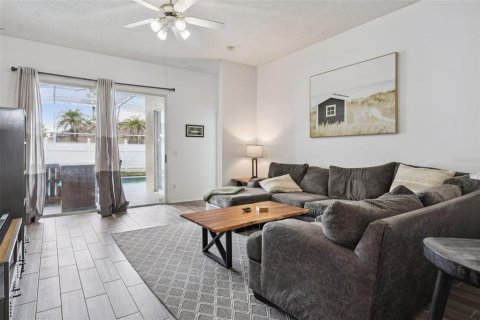 Villa ou maison à vendre à Kissimmee, Floride: 3 chambres, 155.8 m2 № 2358236 - photo 7