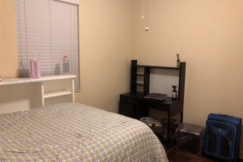 Touwnhouse à vendre à Miami, Floride: 5 chambres, 214.79 m2 № 2186948 - photo 19