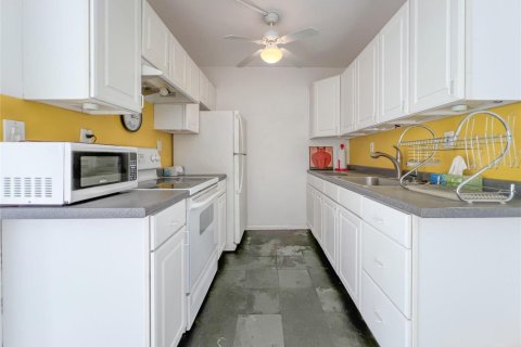 Copropriété à vendre à Deerfield Beach, Floride: 1 chambre, 65.03 m2 № 2153995 - photo 6