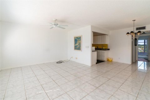 Copropriété à vendre à Deerfield Beach, Floride: 1 chambre, 65.03 m2 № 2153995 - photo 4