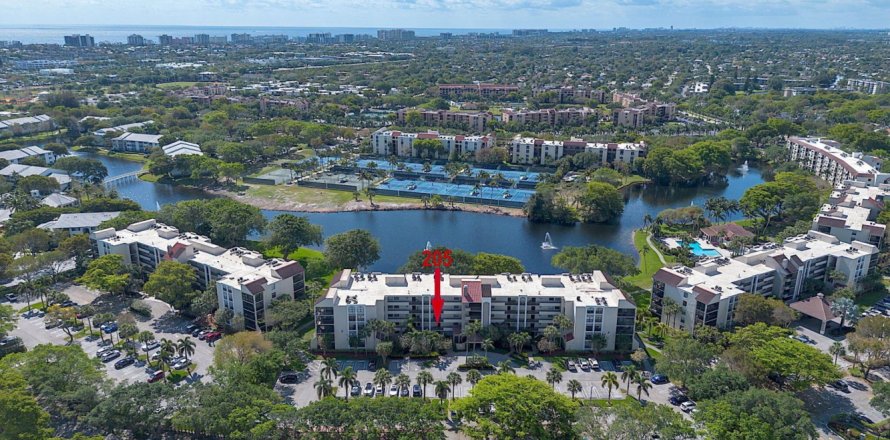 Condo in Delray Beach, Florida, 2 bedrooms  № 1080752