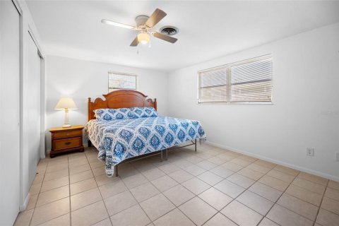 Villa ou maison à vendre à Englewood, Floride: 2 chambres, 97.36 m2 № 1734735 - photo 10