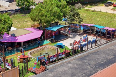 Hotel in Zephyrhills, Florida 469.71 sq.m. № 2197037 - photo 16