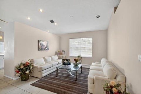 Villa ou maison à vendre à Boynton Beach, Floride: 3 chambres, 179.49 m2 № 2195017 - photo 7