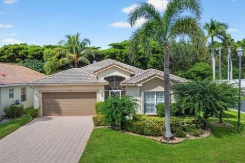 Casa en Boynton Beach, Florida 3 dormitorios, 179.49 m2 № 2195017