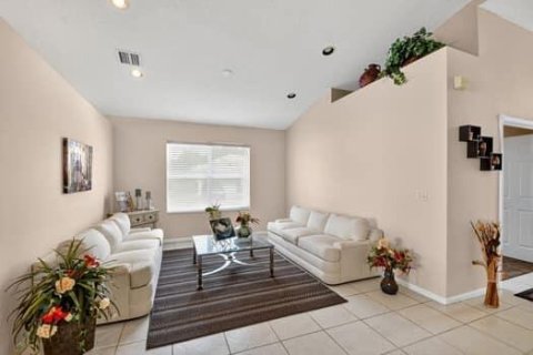 Villa ou maison à vendre à Boynton Beach, Floride: 3 chambres, 179.49 m2 № 2195017 - photo 8