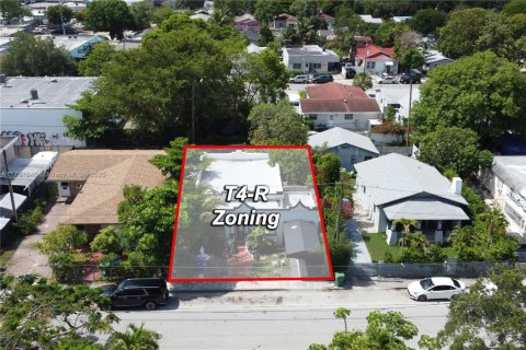 Villa ou maison à vendre à Miami, Floride: 3 chambres, 127.46 m2 № 1861581 - photo 2