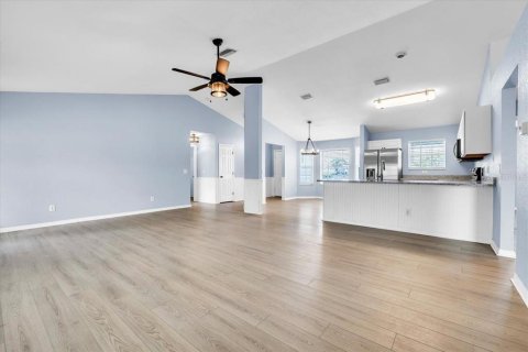Villa ou maison à vendre à Punta Gorda, Floride: 3 chambres, 145.76 m2 № 2156806 - photo 3