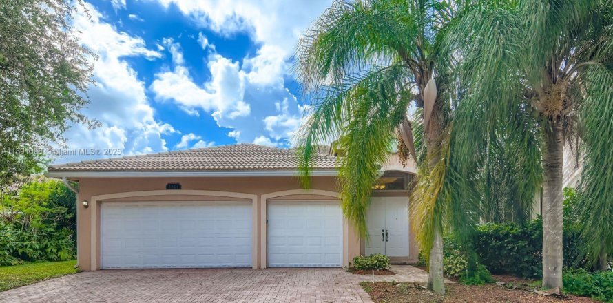 Villa ou maison à Miramar, Floride 4 chambres, 236.99 m2 № 1947346