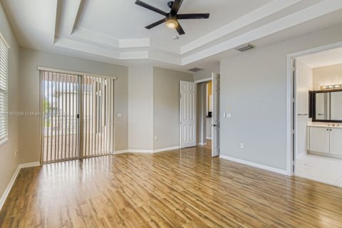 Villa ou maison à vendre à Miramar, Floride: 4 chambres, 236.99 m2 № 1947346 - photo 17