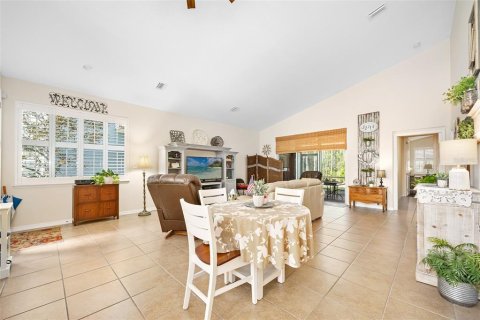 Villa ou maison à vendre à Ormond Beach, Floride: 3 chambres, 181.72 m2 № 2227418 - photo 8