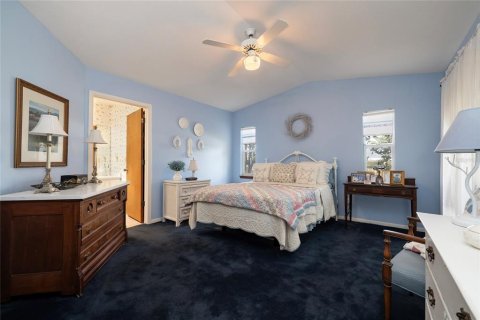 House in Largo, Florida 3 bedrooms, 210.61 sq.m. № 1788056 - photo 19