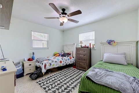 Propiedad comercial en venta en Bradenton, Florida, 5 dormitorios, 150.5 m2 № 2418542 - foto 21