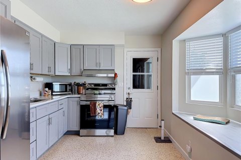 Propiedad comercial en venta en Bradenton, Florida, 5 dormitorios, 150.5 m2 № 2418542 - foto 30