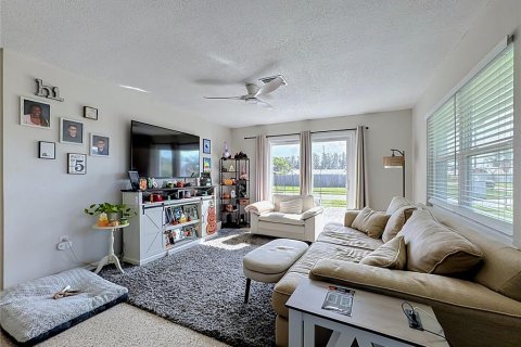 Propiedad comercial en venta en Bradenton, Florida, 5 dormitorios, 150.5 m2 № 2418542 - foto 12