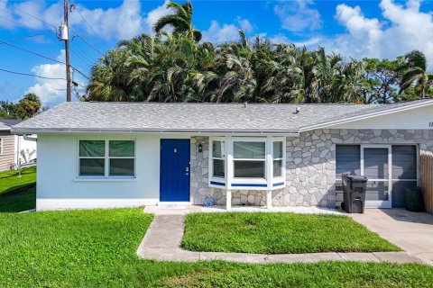 Propiedad comercial en venta en Bradenton, Florida, 5 dormitorios, 150.5 m2 № 2418542 - foto 18
