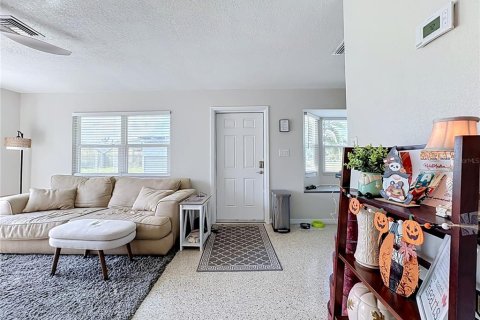 Propiedad comercial en venta en Bradenton, Florida, 5 dormitorios, 150.5 m2 № 2418542 - foto 20