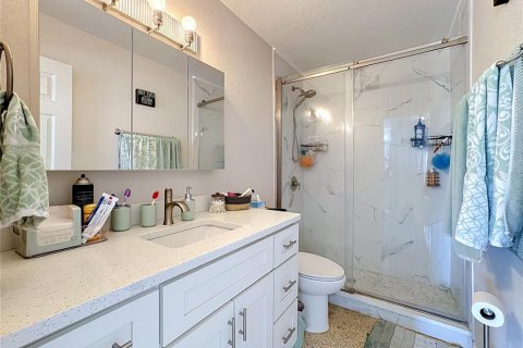 Propiedad comercial en venta en Bradenton, Florida, 5 dormitorios, 150.5 m2 № 2418542 - foto 25