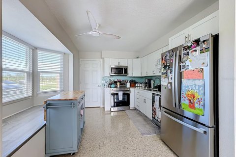Propiedad comercial en venta en Bradenton, Florida, 5 dormitorios, 150.5 m2 № 2418542 - foto 5