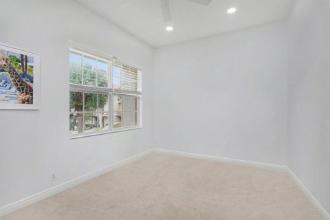 Touwnhouse à vendre à Palm Beach Gardens, Floride: 3 chambres, 211.26 m2 № 2078413 - photo 16