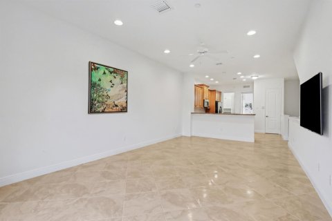 Touwnhouse à vendre à Palm Beach Gardens, Floride: 3 chambres, 211.26 m2 № 2078413 - photo 7