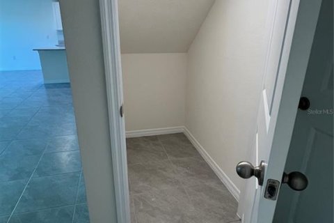 Casa en alquiler en Ocala, Florida, 5 dormitorios, 242.01 m2 № 1840385 - foto 17