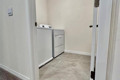 Casa en alquiler en Ocala, Florida, 5 dormitorios, 242.01 m2 № 1840385 - foto 19