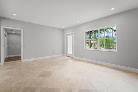 Снять в аренду виллу или дом в Бискейн-Парк, Флорида 3 спальни, 113.71м2, № 2069451 - фото 7