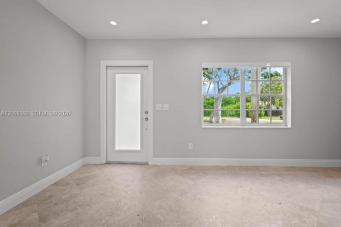 Снять в аренду виллу или дом в Бискейн-Парк, Флорида 3 спальни, 113.71м2, № 2069451 - фото 3