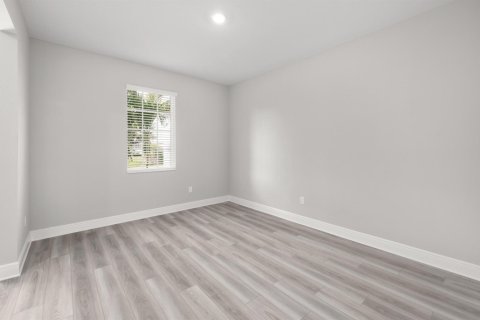 Casa en venta en Vero Beach, Florida, 4 dormitorios, 206.71 m2 № 2181483 - foto 28