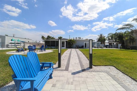 Villa ou maison à vendre à Ruskin, Floride: 4 chambres, 220.36 m2 № 1558541 - photo 12