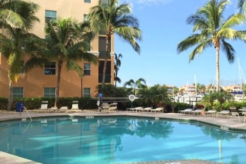 Copropriété à vendre à Punta Gorda, Floride: 2 chambres, 89.19 m2 № 1719989 - photo 4