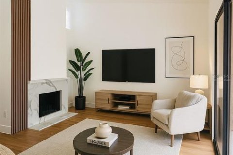 Condo in Orlando, Florida, 2 bedrooms  № 1827750 - photo 1