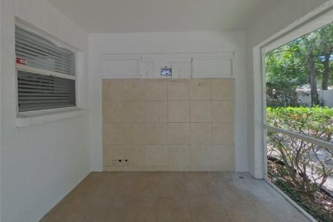 Casa en alquiler en Sarasota, Florida, 3 dormitorios, 132.66 m2 № 1782224 - foto 17
