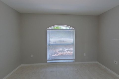 Casa en alquiler en Sarasota, Florida, 3 dormitorios, 132.66 m2 № 1782224 - foto 13