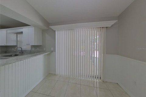 Снять в аренду виллу или дом в Сарасота, Флорида 6 комнат, 132.66м2, № 1782224 - фото 4