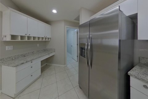 Villa ou maison à louer à Sarasota, Floride: 3 chambres, 132.66 m2 № 1782224 - photo 5