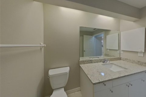 Casa en alquiler en Sarasota, Florida, 3 dormitorios, 132.66 m2 № 1782224 - foto 14