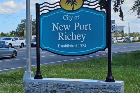 Immobilier commercial à louer à New Port Richey, Floride № 1360864 - photo 3