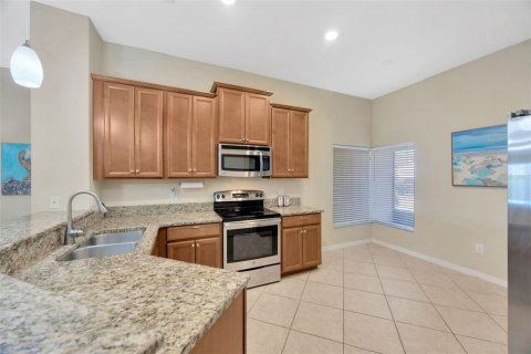 House in Ruskin, Florida 4 bedrooms, 141.4 sq.m. № 1845287 - photo 8