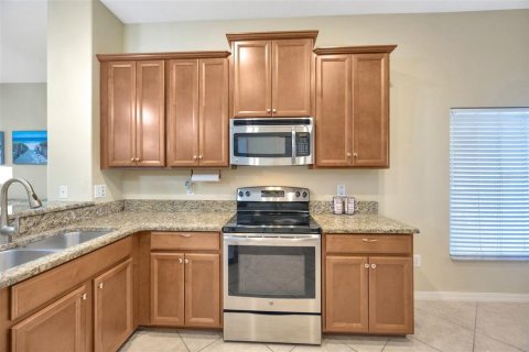 House in Ruskin, Florida 4 bedrooms, 141.4 sq.m. № 1845287 - photo 10