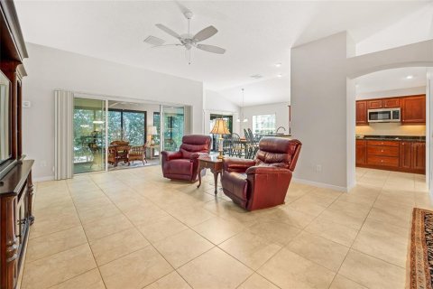 Casa en venta en The Villages, Florida, 3 dormitorios, 180.14 m2 № 1903129 - foto 14