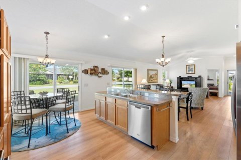 Casa en venta en The Villages, Florida, 3 dormitorios, 138.24 m2 № 1642131 - foto 13