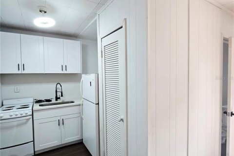 Studio in Saint Petersburg, Florida № 1917867 - photo 6