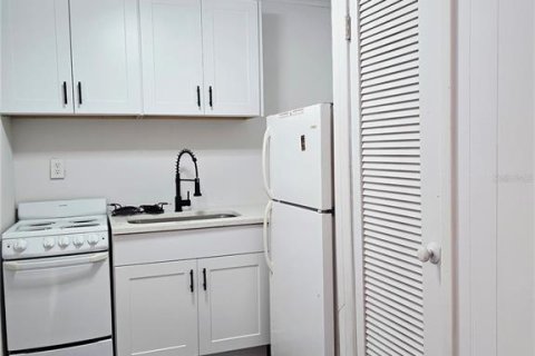 Studio in Saint Petersburg, Florida № 1917867 - photo 5