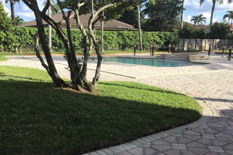 Casa en venta en Kendall, Florida, 5 dormitorios, 327.67 m2 № 2030058 - foto 18